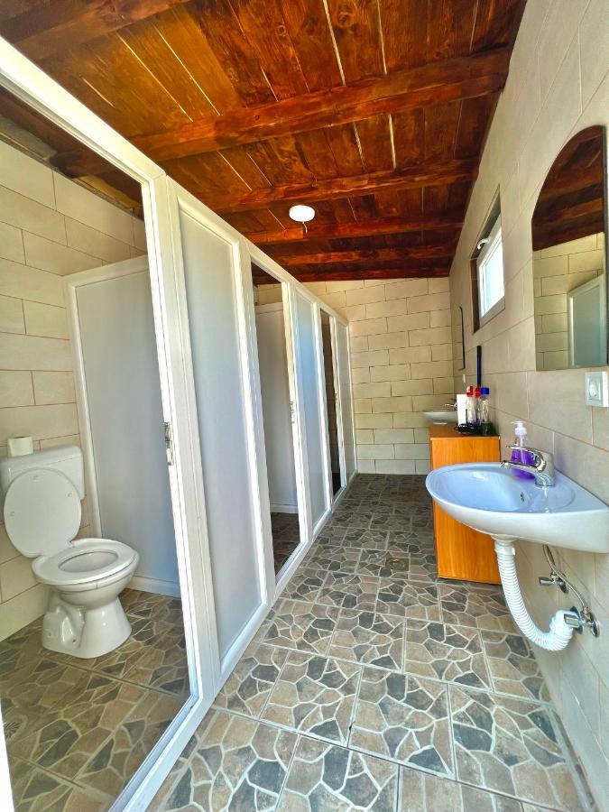 Vikendica,Bungalovi Lipska Pecina Cetinje Dış mekan fotoğraf