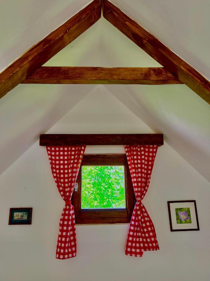 Vikendica,Bungalovi Lipska Pecina Cetinje Dış mekan fotoğraf