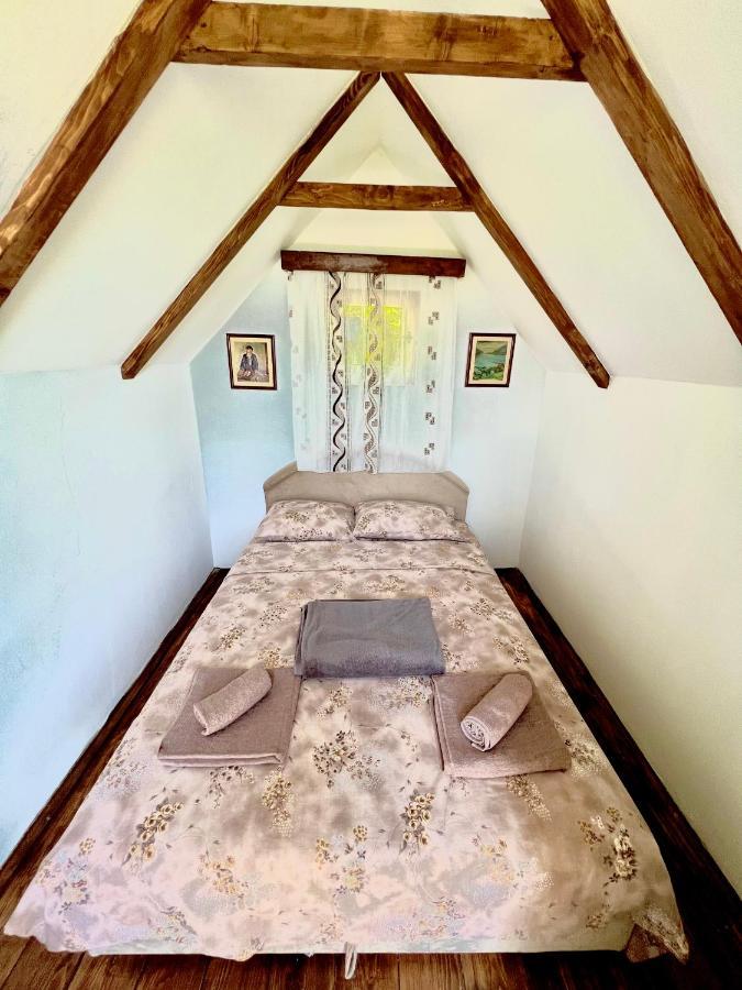 Vikendica,Bungalovi Lipska Pecina Cetinje Dış mekan fotoğraf